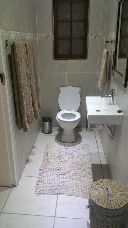 Pongola Road Self Catering Accommodation Uitenhage Екстер'єр фото