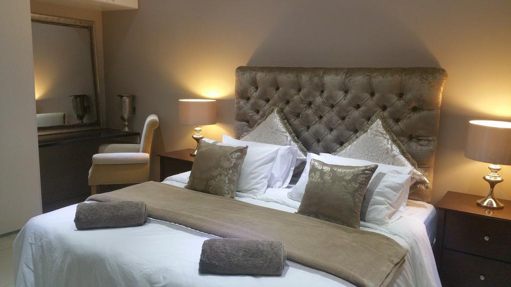 Pongola Road Self Catering Accommodation Uitenhage Екстер'єр фото