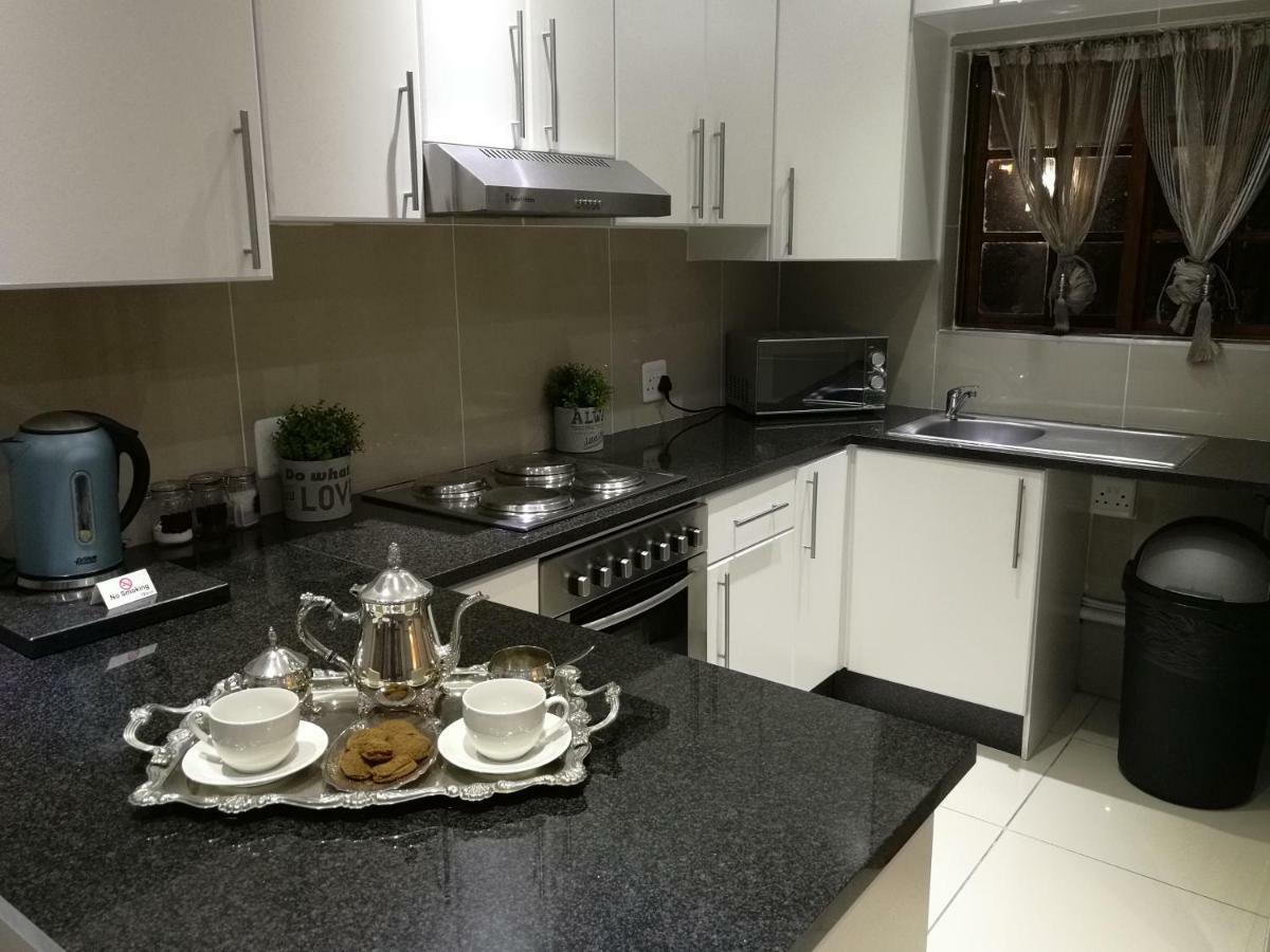 Pongola Road Self Catering Accommodation Uitenhage Екстер'єр фото